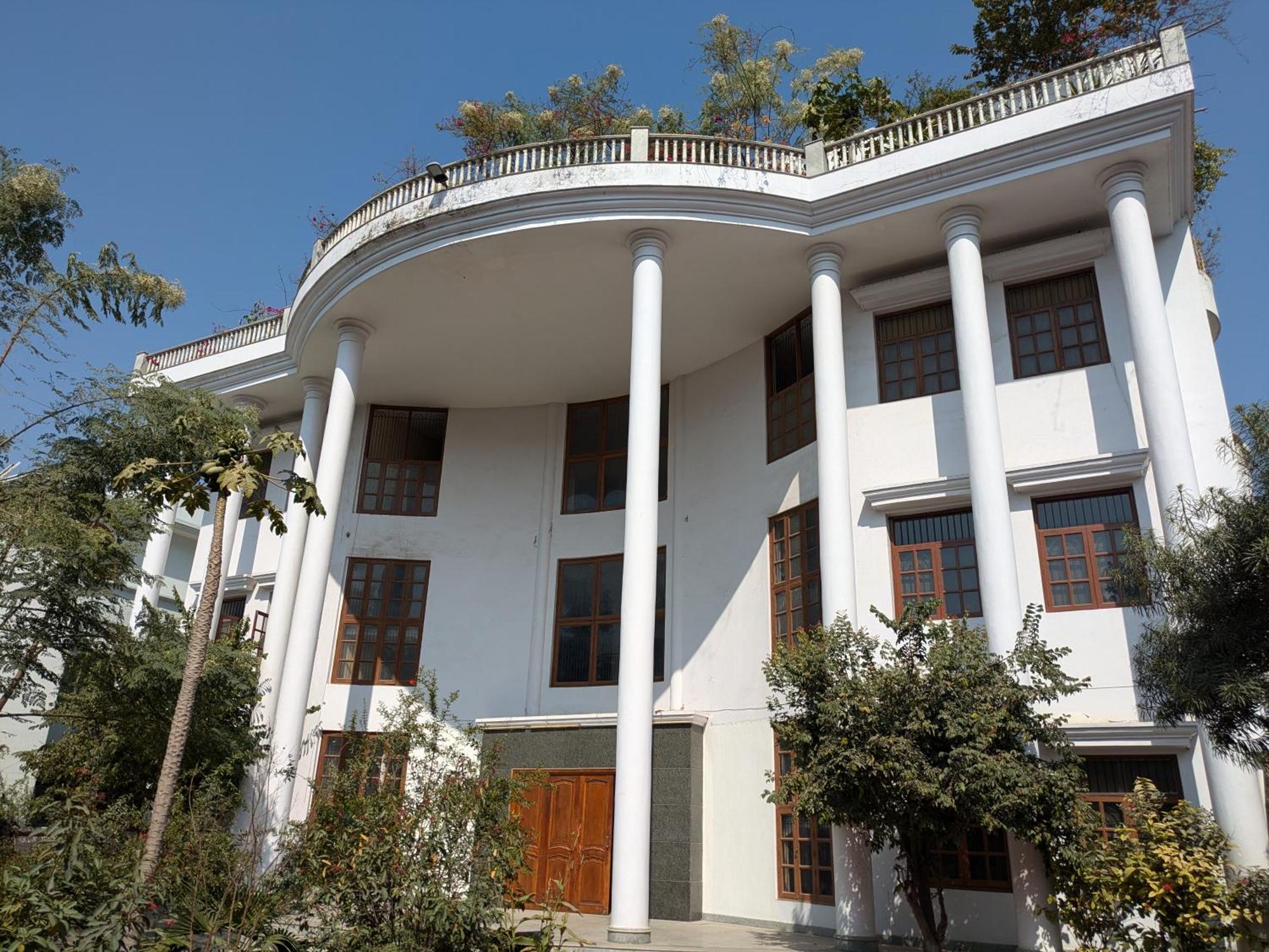 Готель Mulberry Garden Варанасі Екстер'єр фото